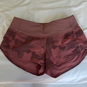 Purple camo lululemon low rise speed up 2.5 inch